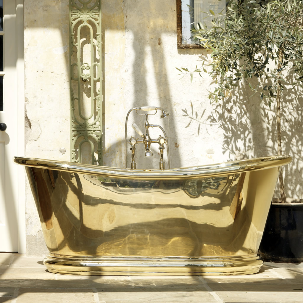 brass bateau